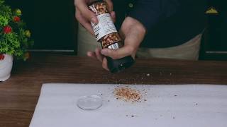 How to use Himalayan Chef Pink salt grinder  WBM International [upl. by Yanad422]